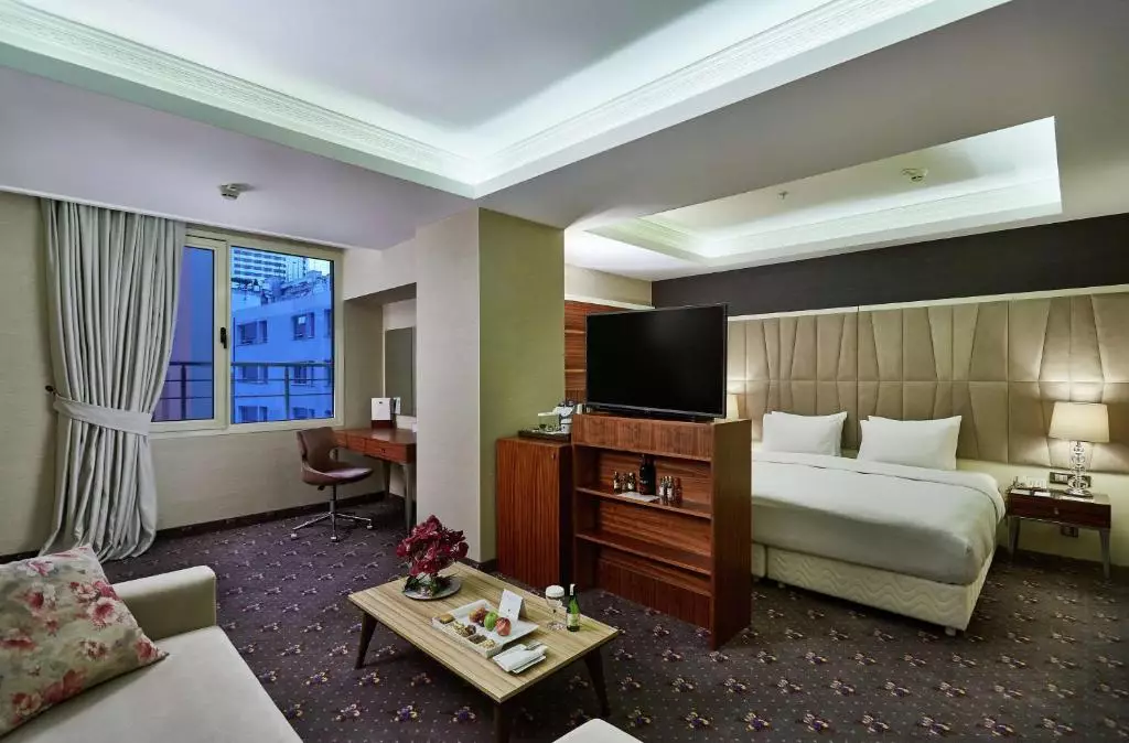 DoubleTree by Hilton Izmir